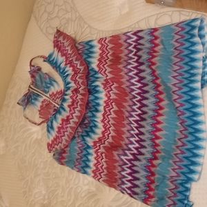 Beautiful colorful blouse size M